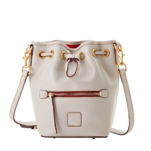 NWT Dooney & Bourke Florentine Ecru In Color Leather Crossbody Bag, Clas…